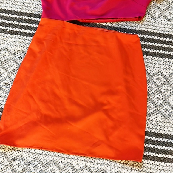 Lovers + Friends x Revolve Color block cut out red orange mini dress Sz XS - Picture 5 of 7